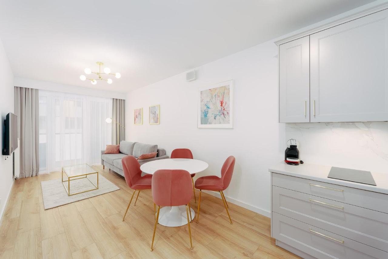 Faro Apartamenty Kasprowicza 20 Basen W Cenie Schwimmbad Im Preis Колобжег Екстер'єр фото