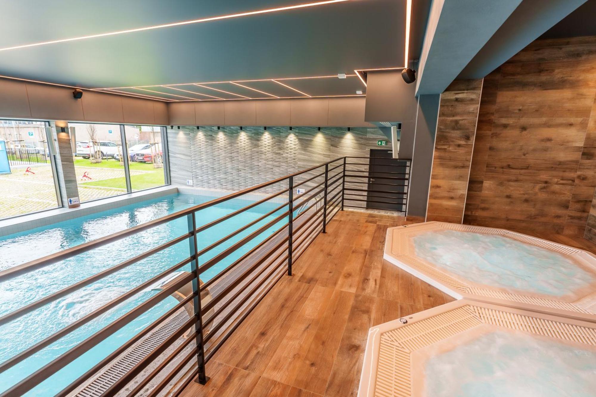 Faro Apartamenty Kasprowicza 20 Basen W Cenie Schwimmbad Im Preis Колобжег Екстер'єр фото